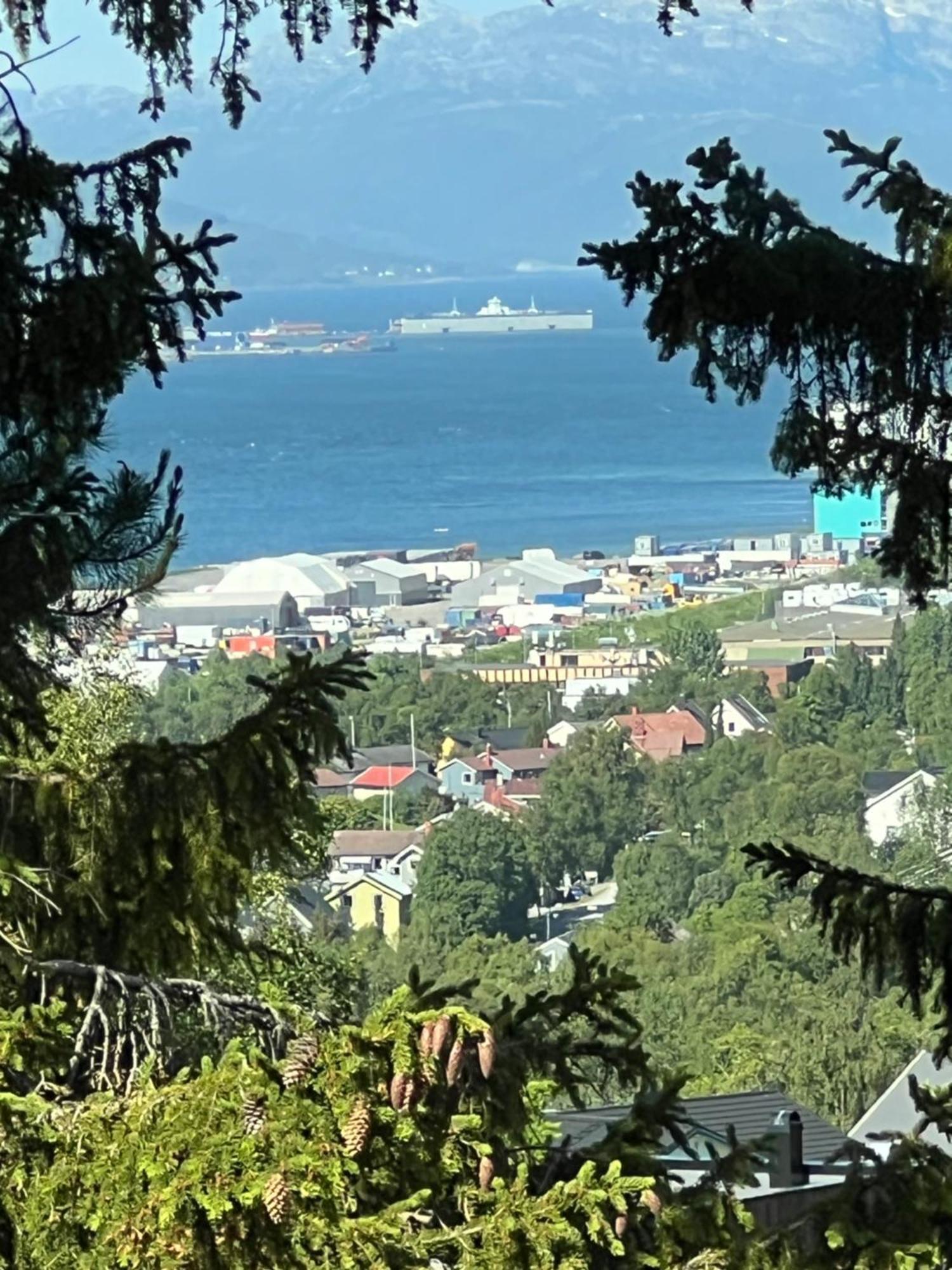 Tromso Arctic Villa With Free Parking Exterior photo